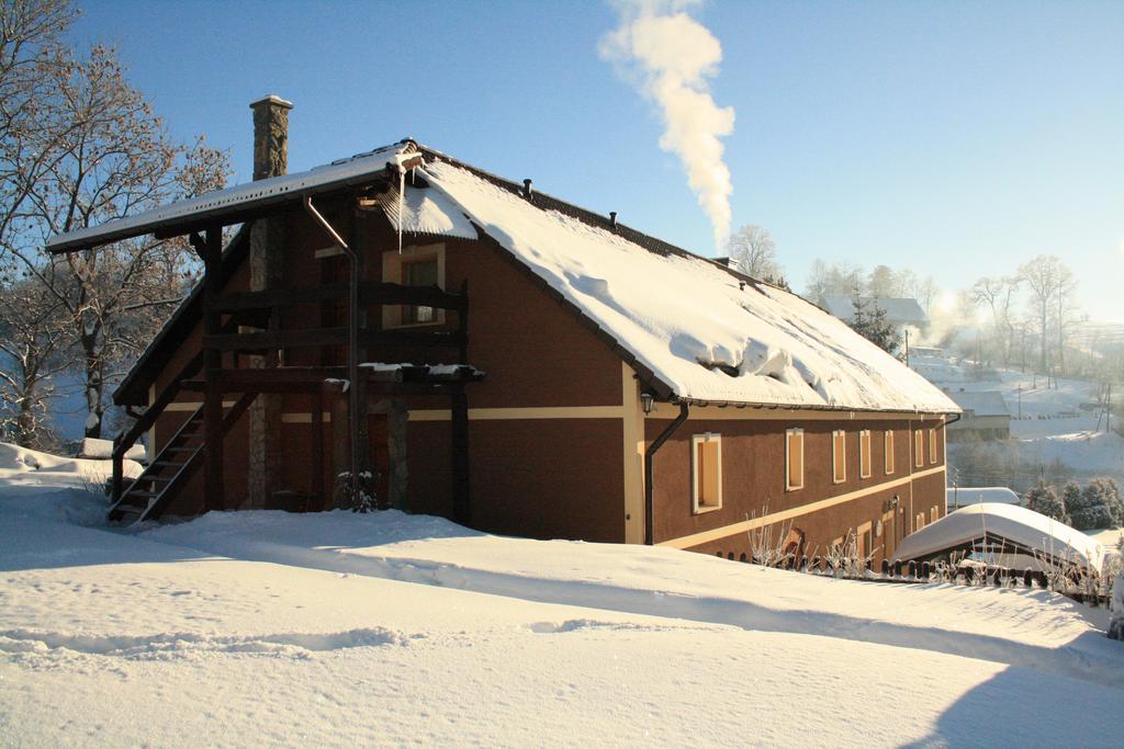 Agroturystyka Ulima Dziwiszow Extérieur photo